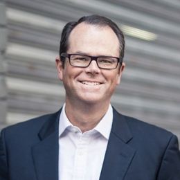 特朗普提出金卡计划以吸引顶尖留学生,力图解决人才短缺问题